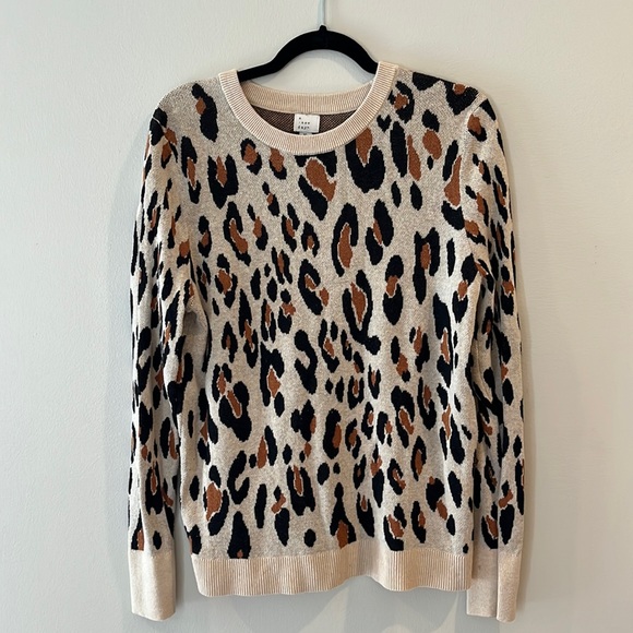 Cheetah Print lightweight sweater, XL - Picture 2 of 5